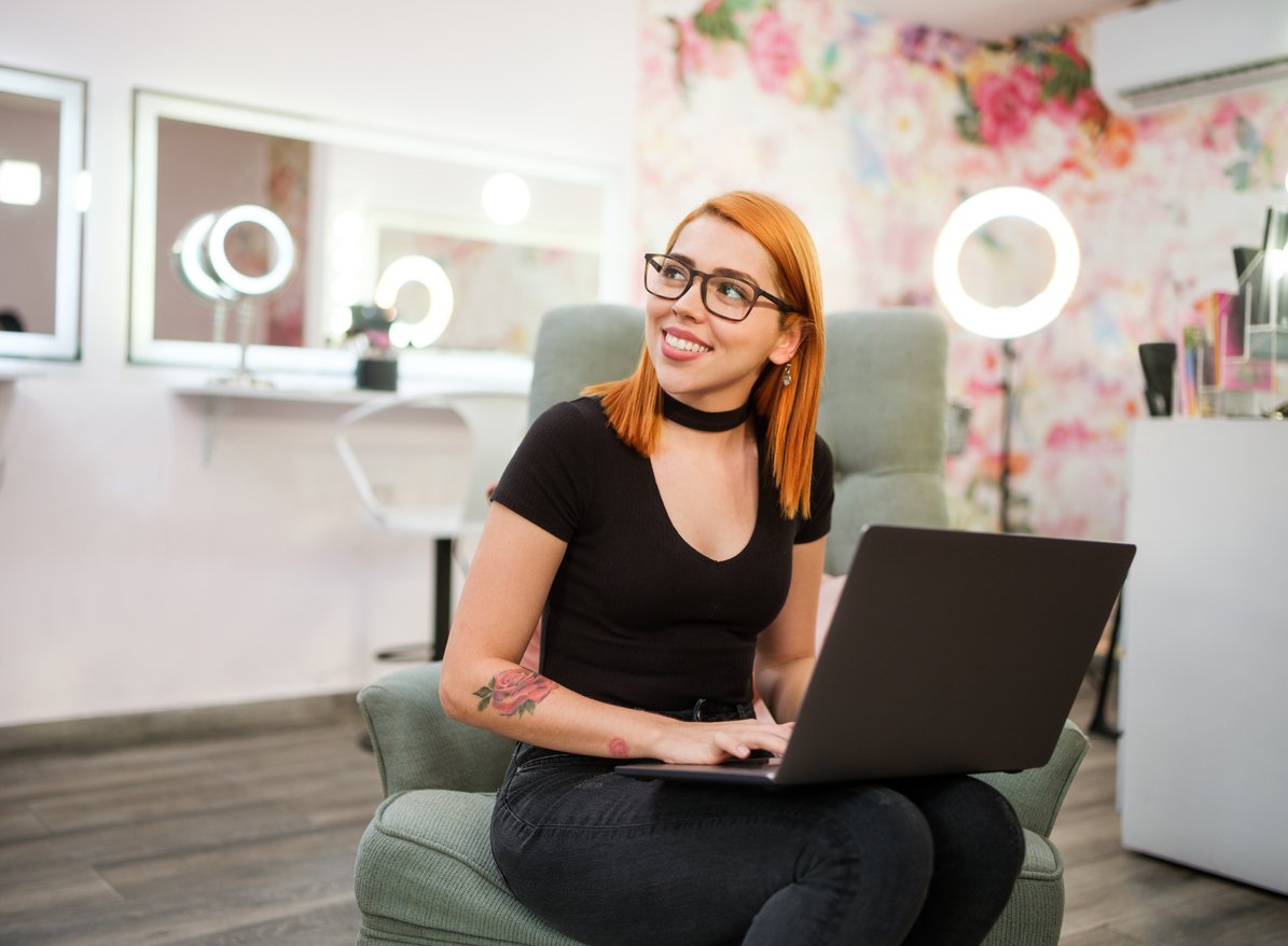 7 Reasons to Use a Hair Salon Online Scheduling System + App